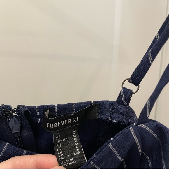 Forever 21 Pinstripe mini dress - Picture 4 of 4